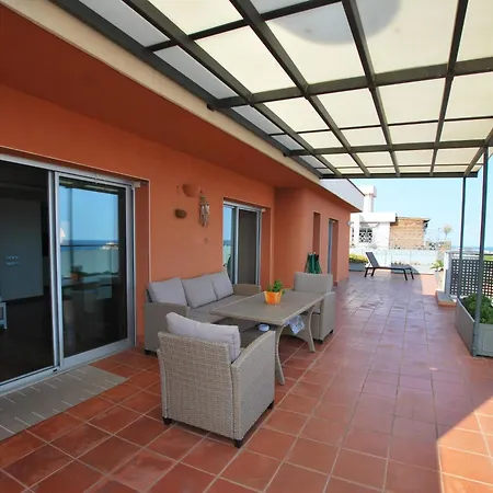 Apartment Picasso Street *